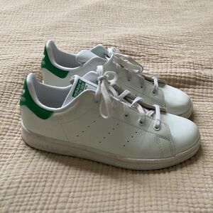 Adidas Big Kids Stan Smith Sneakers - size 3 (age 7/8/9)